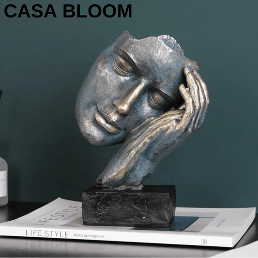 פסל האדם בשינה - CASA BLOOM